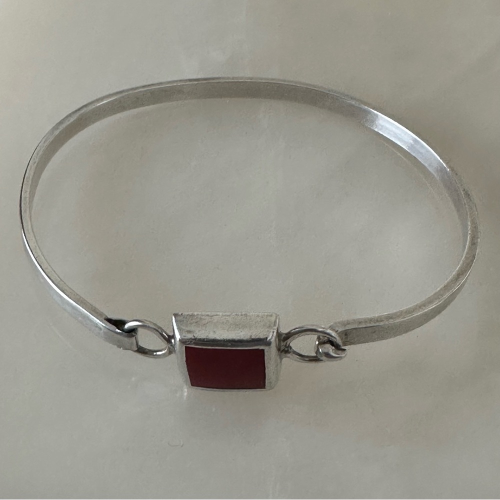 Red Jasper Sterling Silver Bangle Bracelet - Picture 7 of 8